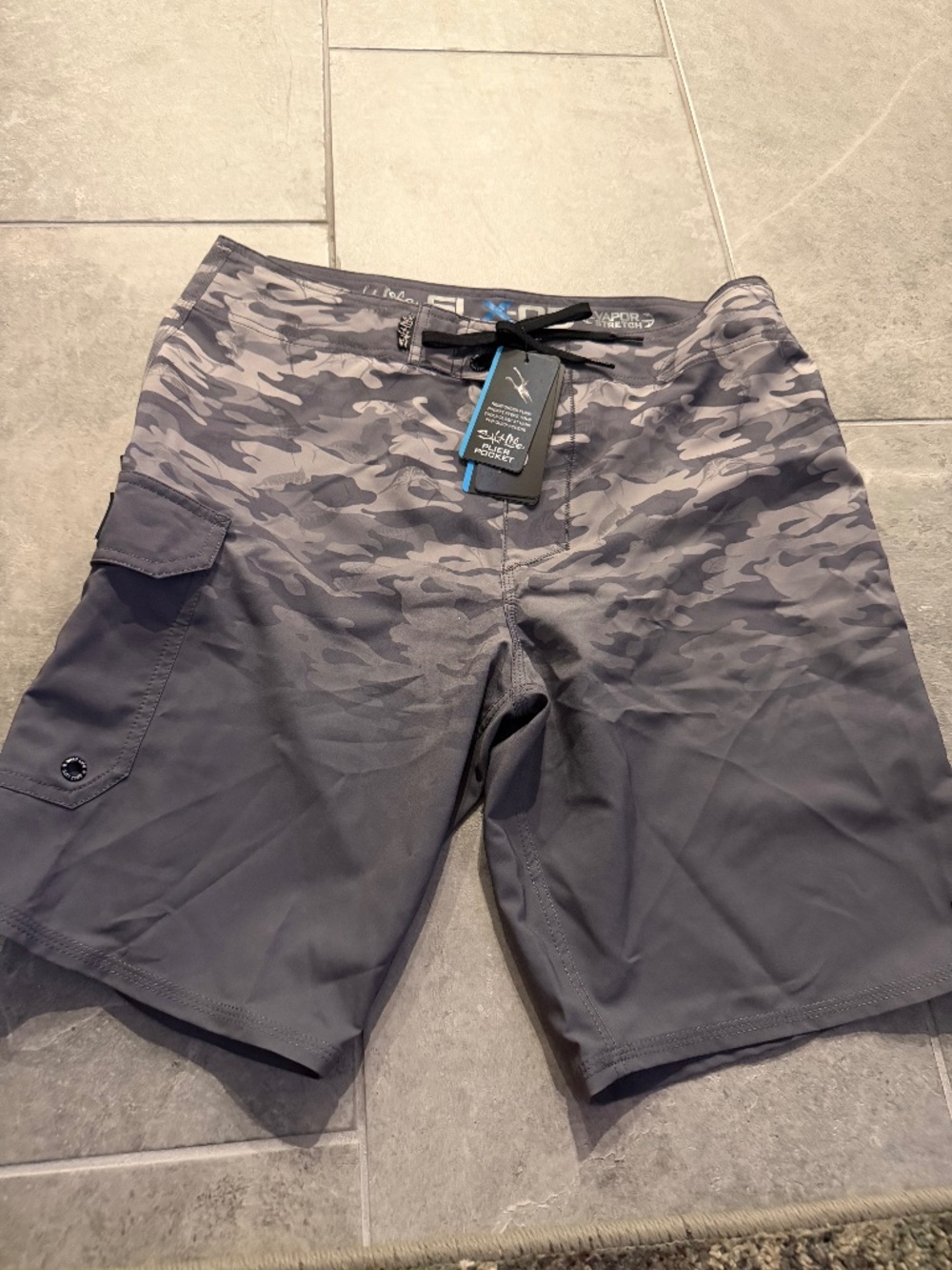 Salt Life Performance Board Short Size 32